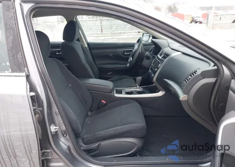 2015 Nissan Altima 2.5 S из США, поврежденный, VIN 1N4AL3AP4FC489637